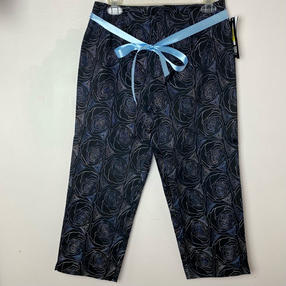 Alanni Casual Woman’s Capri Pants